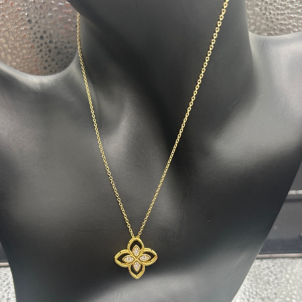 Elegant Sterling Silver Gold Flower Pendant Necklace